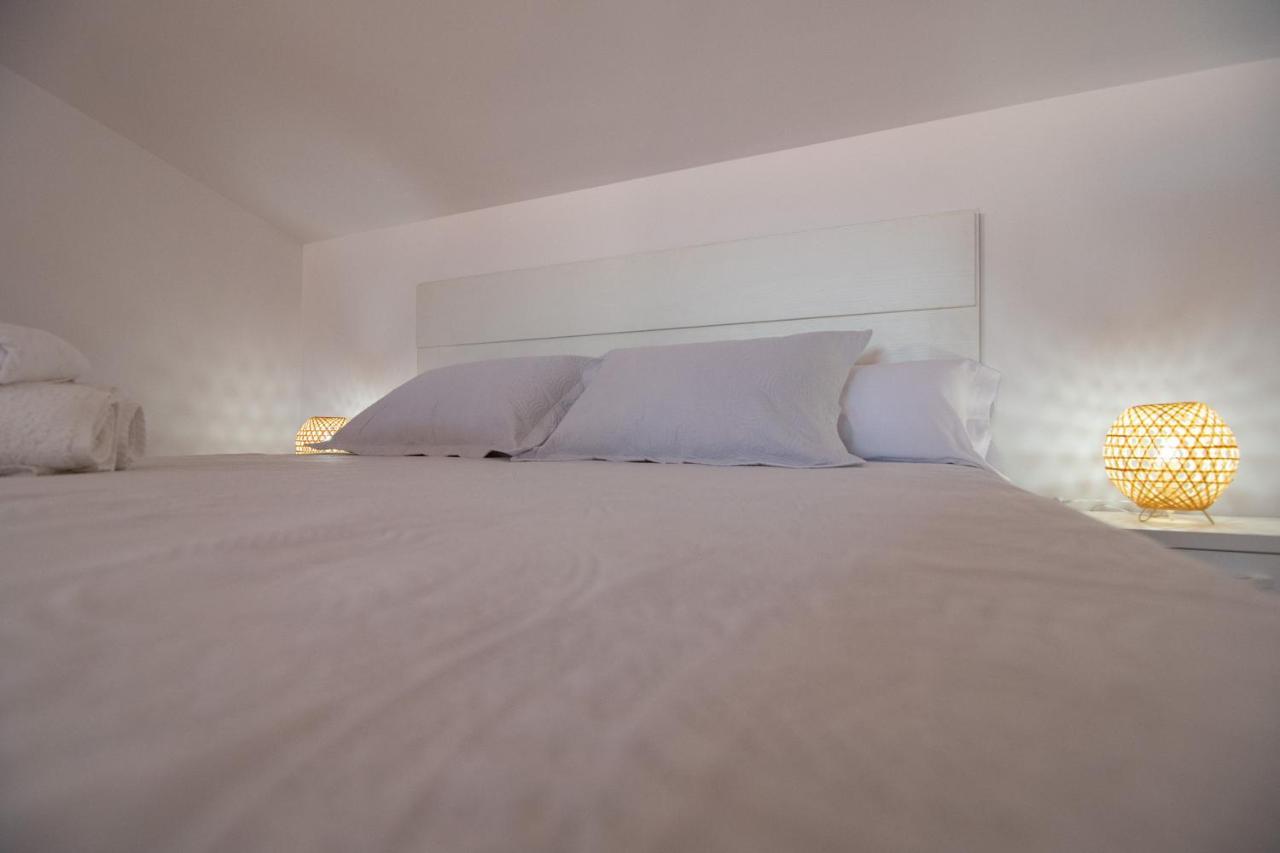 Attic Deltarelax Apartment Deltebre Exterior photo